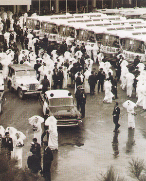 Brides and bridegroom of the 430 Couples Holy Wedding