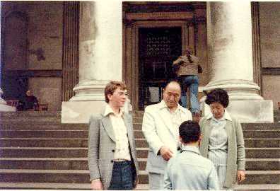 Damian with True Parents in 1978 (3)